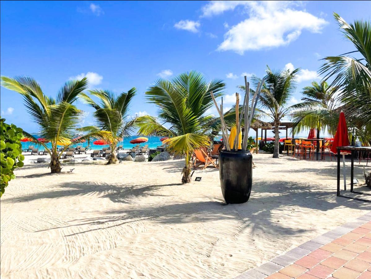 Front Line Unit 520 Ft2 - 48 M2, On Second Floor, Stunning Ocean View Apartamento Cul de Sac Exterior foto