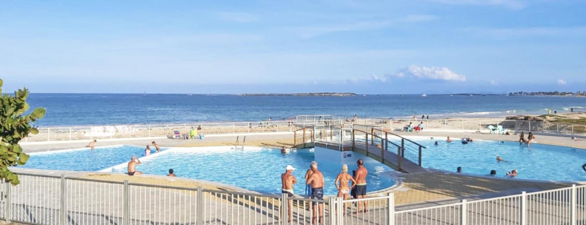 Front Line Unit 520 Ft2 - 48 M2, On Second Floor, Stunning Ocean View Apartamento Cul de Sac Exterior foto