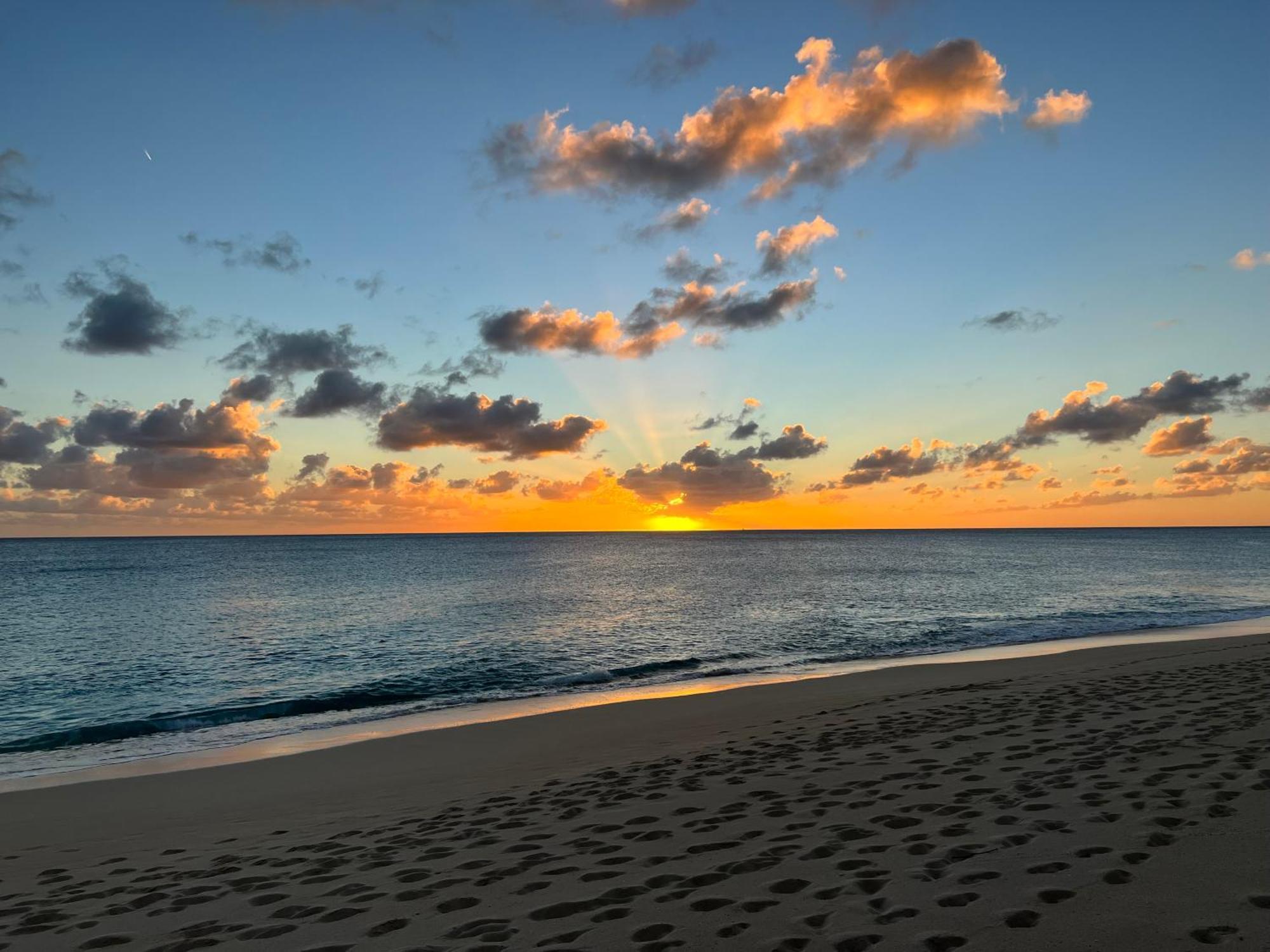 Front Line Unit 520 Ft2 - 48 M2, On Second Floor, Stunning Ocean View Apartamento Cul de Sac Exterior foto